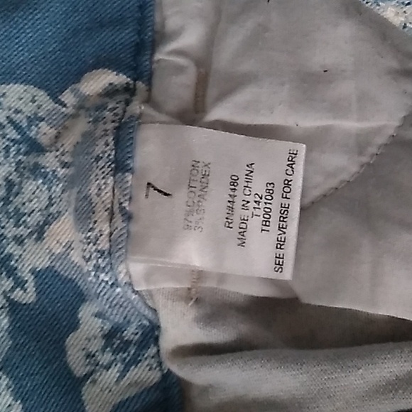 Size 7 junior - Picture 4 of 9